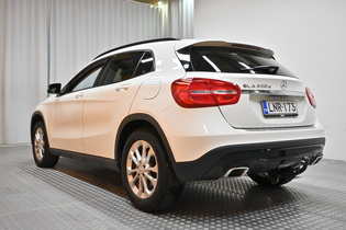 Mercedes-Benz GLA vaihtoauto