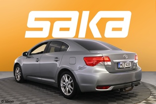 Toyota Avensis vaihtoauto