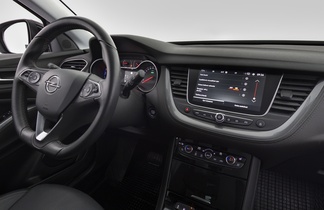 Opel Grandland X vaihtoauto