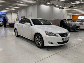 Lexus IS vaihtoauto