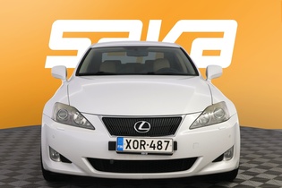 Lexus IS vaihtoauto