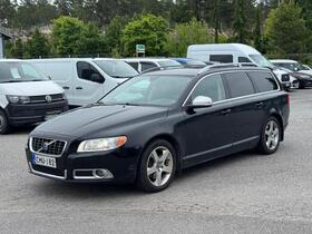 Volvo V70 vaihtoauto