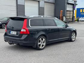 Volvo V70 vaihtoauto