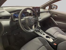 Toyota Corolla Cross vaihtoauto