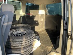 Volkswagen Caravelle vaihtoauto