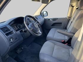 Volkswagen Caravelle vaihtoauto