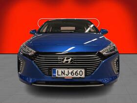 Hyundai IONIQ hybrid vaihtoauto