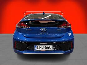 Hyundai IONIQ hybrid vaihtoauto