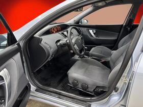 Nissan Primera vaihtoauto