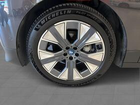 BMW iX vaihtoauto