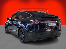 Tesla Model X vaihtoauto