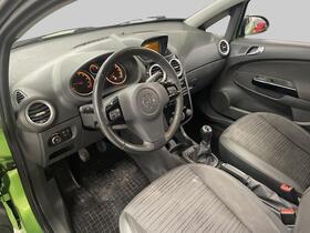 Opel Corsa vaihtoauto