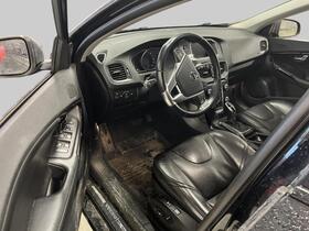 Volvo V40 vaihtoauto