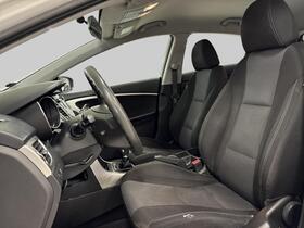 Hyundai i30 5d vaihtoauto