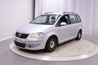 Volkswagen Touran vaihtoauto