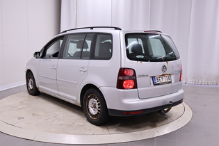 Volkswagen Touran vaihtoauto