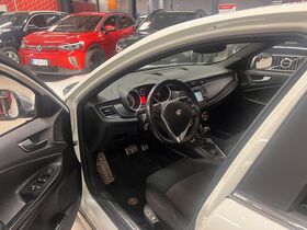 Alfa Romeo Giulietta vaihtoauto