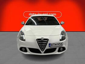 Alfa Romeo Giulietta vaihtoauto