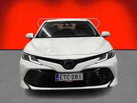 Toyota Camry vaihtoauto