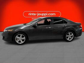 Honda Accord vaihtoauto