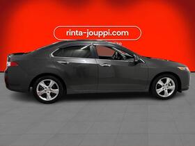 Honda Accord vaihtoauto