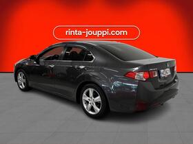 Honda Accord vaihtoauto