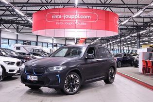 BMW iX3 vaihtoauto