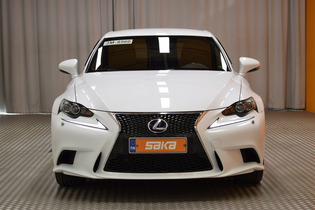 Lexus IS vaihtoauto