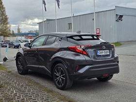 Toyota C-HR vaihtoauto