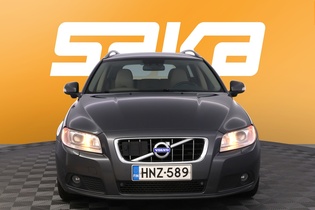 Volvo V70 vaihtoauto