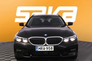 BMW 330 vaihtoauto