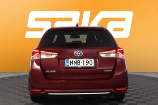 Toyota Auris vaihtoauto