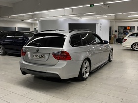 BMW 330 vaihtoauto