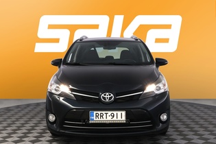 Toyota Verso vaihtoauto