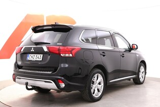 Mitsubishi Outlander PHEV vaihtoauto