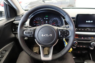 Kia Stonic vaihtoauto