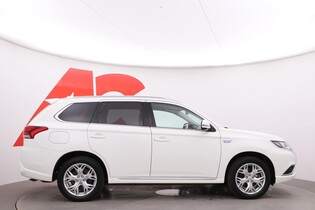 Mitsubishi Outlander PHEV vaihtoauto