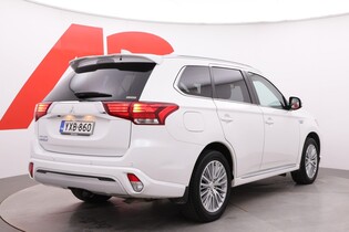 Mitsubishi Outlander PHEV vaihtoauto