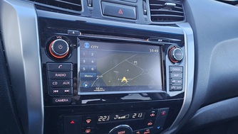 Nissan Navara vaihtoauto