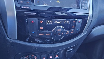 Nissan Navara vaihtoauto