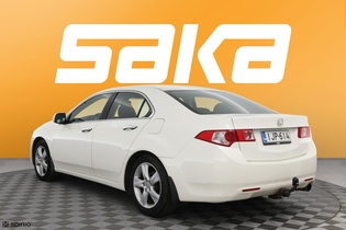 Honda Accord vaihtoauto