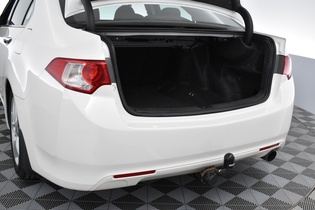 Honda Accord vaihtoauto