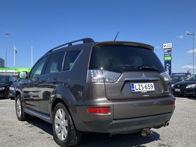 Mitsubishi Outlander vaihtoauto