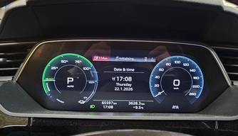 Audi e-tron vaihtoauto