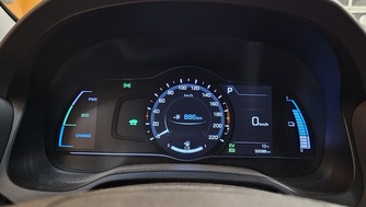 Hyundai IONIQ plug-in vaihtoauto