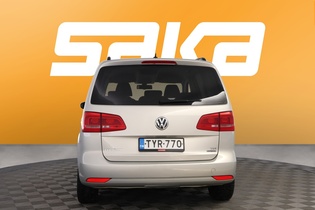 Volkswagen Touran vaihtoauto