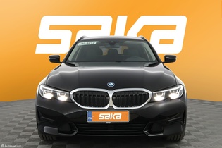 BMW 330 vaihtoauto
