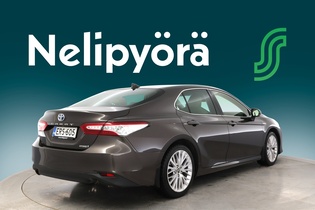 Toyota Camry vaihtoauto