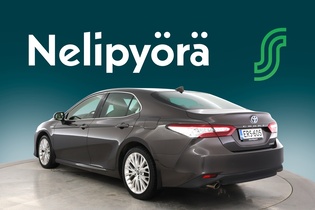 Toyota Camry vaihtoauto