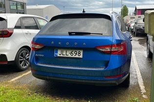Skoda Superb vaihtoauto